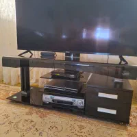 میز تلویزیون شیشه ایی و ام دی اف