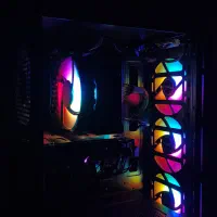 کیس گیمینگ تمیز ASUS RTX 3060 با رم ۳۲