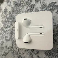 هندزفری سیم دار بهمراه سوکت تبدیل aux آیفون ۱۳