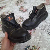 کفش کار|کیف، کفش، کمربند|گرمسار, |دیوار