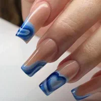 آموزش کاشت ناخن