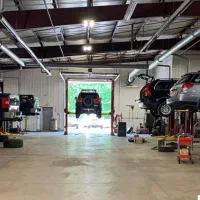 مکانیک و شاگرد حرفه ای