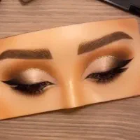 بورد تخصصی مدل میکاپ