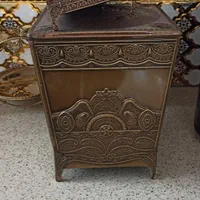 سطل زباله بژ رنگ