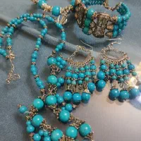 گوشواره و دستبند فیروزه