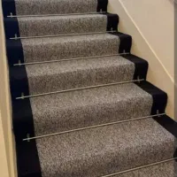 میله نگهدارنده فرش پله