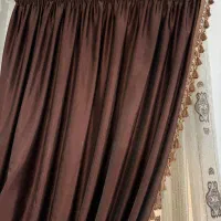پرده سلطنتی همراه با کتیبه