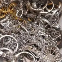 نقره شکسته و سالم