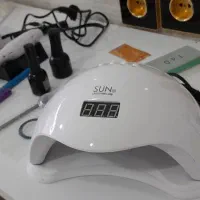 وسایل کاشت ناخن