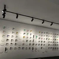 ۲ نفر کارگر ساده خانم و آقا فنی