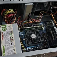 کیس کامپیوتر سالم