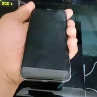 اپل iPhone X با حافظهٔ ۶۴ گیگابایت