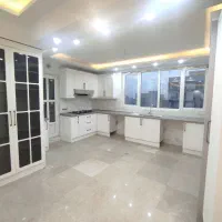135متر آپارتمان ۲پارکینگ/ شریعتی ملک
