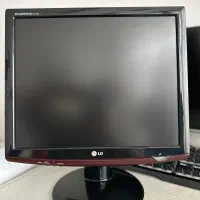 مانیتور ال سی دی ال جی ۱۷ اینچ