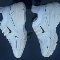 کفش NIKE