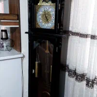 ساعت ایستاده