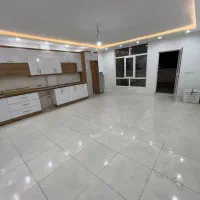 طبقه-پنجم-شیک-پارکینگ-بدون-مزاحمت-و-آسانسور