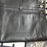 شلوار چرم داخل تو کرک سایز ۴۲ اصلا تن نشده