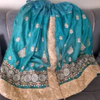 لباس محلی و مینا