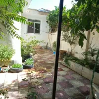 شاگرد کاربلد خیاطی زنانه