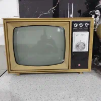 تلویزیون نوستالژی دهه 30 «عتیقه»