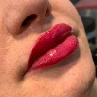 تتو ابرو میکرو شیدینگ با مواد گرون فقط ۹۰۰