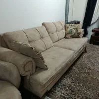 مبل راحتی در حد نو خیلی شیک مرتب جنس درجه یک