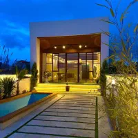 ویلا-مراکشی-با-دسترسی-و-امنیت-فوق-العاده-استخردار