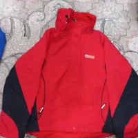 کاپشن|لباس|قدس, شهر‌قدس|دیوار