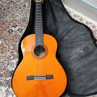 گیتار یاماها c70