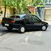 پژو ۴۰۵ مدل ۸۲ دوگانه بدون افتاب سوختگی.
