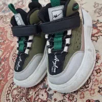 کفش  اسپورت بچگانه سایز ۴ سال