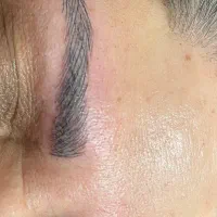 میکرو بلدینگ ابرو خدمات آرایش دائم