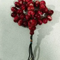 تسبیح کهربای پرچمی سرخ