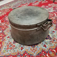 دیگ مسی بزرگ