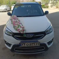 ماشین عروس شاسی بلند