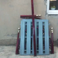 تختخواب فلزی