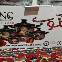 سرویس قابلمه ۸ پارچه جنوب کاملاً نو و داخل کارتن