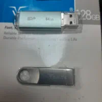 ۲عدد فلش ۶۴ و ۱۲۸ گیگ وریتی و اچ پی