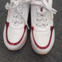 کفش بچه گانه