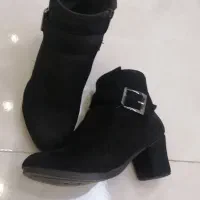 نیم بوت و پالتو