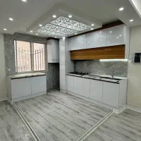 طبقه اول۹۵متری۲خوابه باپارکینگ بزرگ،مستقل