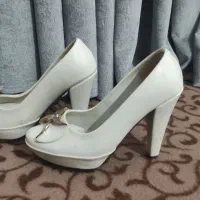 کفش و لباس|کیف، کفش، کمربند|اسفراین, |دیوار