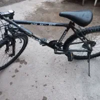 دوچرخه ۲۶ - ۲۷|دوچرخه، اسکیت، اسکوتر|میانه, |دیوار