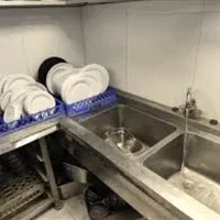 انباردار و خدمات کترینگ