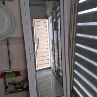 درب پی وی سی تام آینە