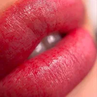 شیدینگ تینت دائمی لب ، رفع تیرگی و بی رنگیه لب