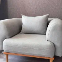 مبل تک نفره