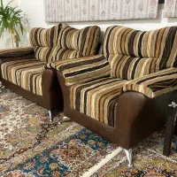 مبل۷نفره با میز جلو مبلی عسلی‌ها و فرش تمیز|مبلمان خانگی و میز عسلی|شیراز, میانرود|دیوار