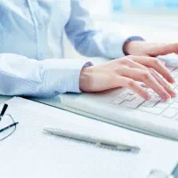 نیازمند منشی خانم